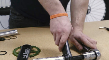 Montage der Cinch 30-mm-Achse